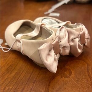 Toddler Girls' Joi Slip On Ballet Flats Pink Bow Back Elastic Strap Cat & Jack